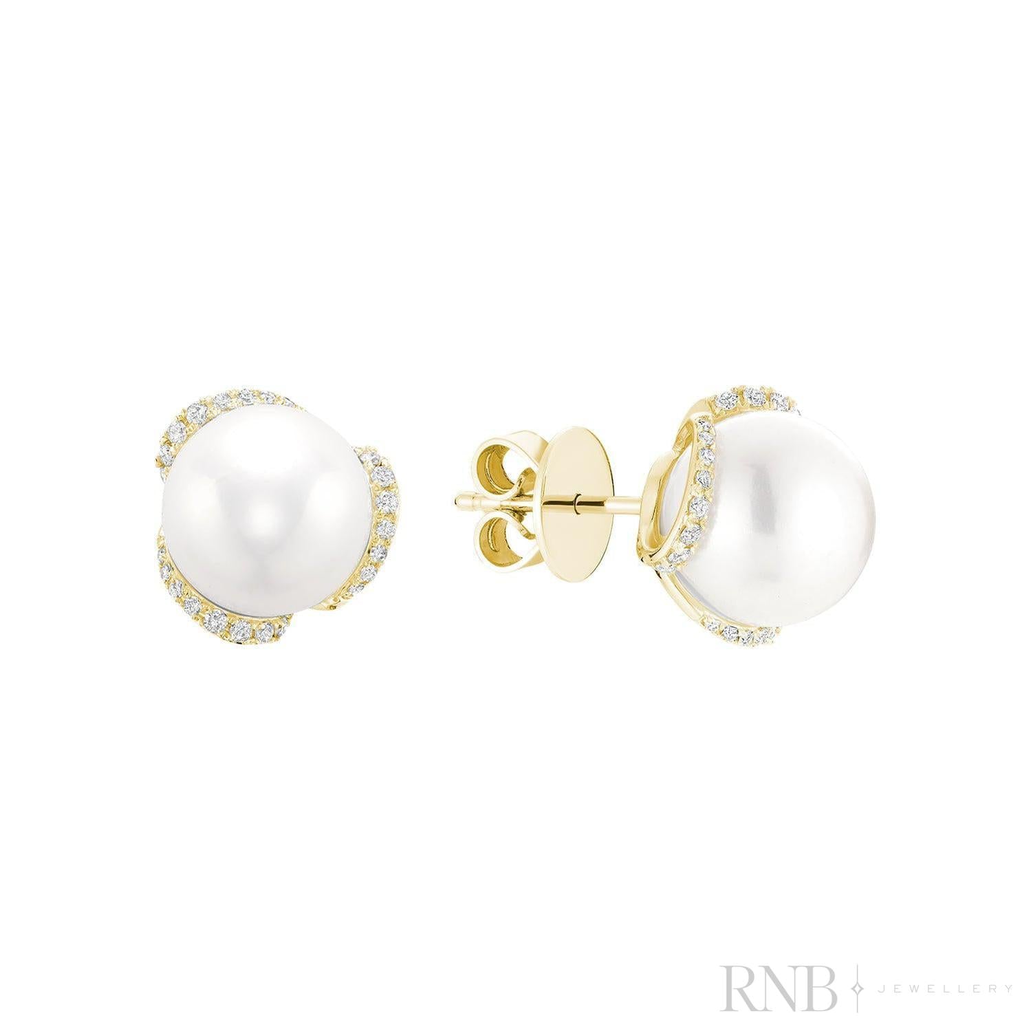 Cultured Pearl & Diamonds Stud Earrings